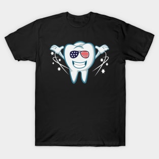 Funny Tooth with sunglasses Flag USA Dentist Gift 4th July T-Shirt